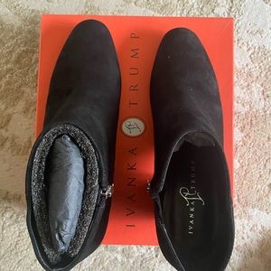 NWOT Black IVANKA TRUMP booties new size 8 1/2